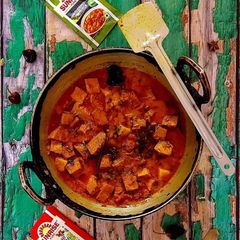 A picture of Echor er Torkari or Echor er Dalna (Kathal ki Sabzi).