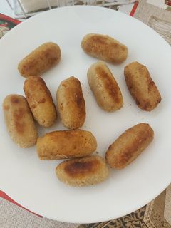 Una foto de Croquetas de pollo😁