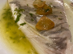 Foto principal de Rodaballo al horno en salsa
