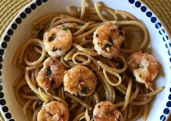 Pasta Con Langostinos 🍤 Al Ajillo 🧄 Receta De Ale De Maussion Cookpad 2305