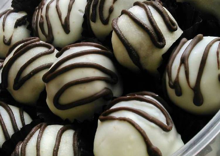 Bola coklat (marie)