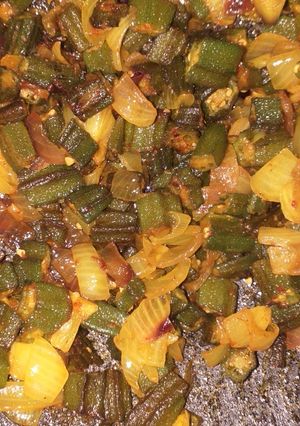 A picture of Bhindi ki sabji.