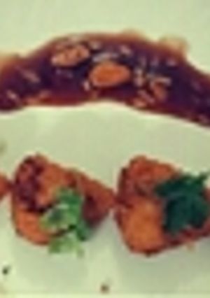 A picture of Cheesy Mushroom potato Triangles.