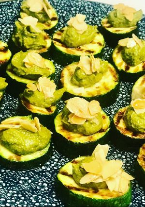 Foto principal de Calabacín con pesto de almendras