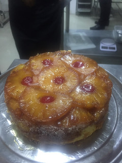 Una foto de CAKE DE PIÑA 🤤