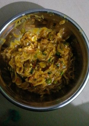 मैगी (maggi recipe in Hindi) रेसिपी मुख्य फोटो