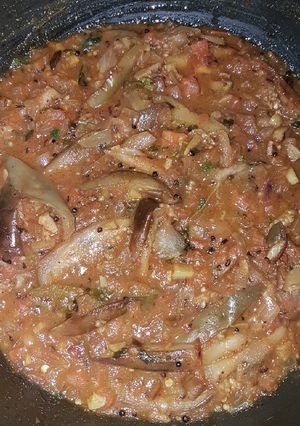 A picture of Baigan masala.