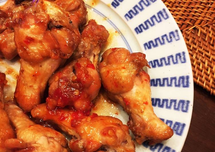 Simple Way to Make Speedy Fried chicken with chili sauce