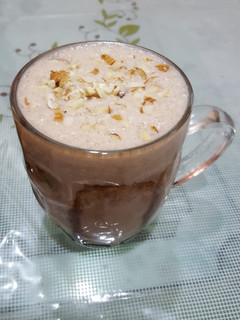 A picture of Chocolate banana milkshake.