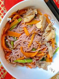 Hình của món Bún gạo lức xào chay.