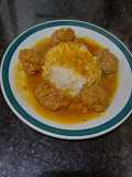 Albóndigas en Salsa de Zapallo Calabaza y arroz blanco