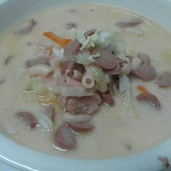 A picture of Chicken Macaroni Soup (Sopas).