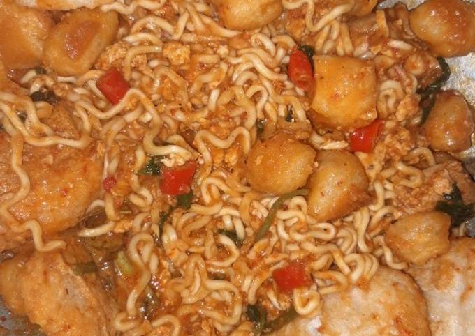 Mie seblak setan