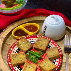 A picture of Savoury cookiesPigeon beans and besan cookies.