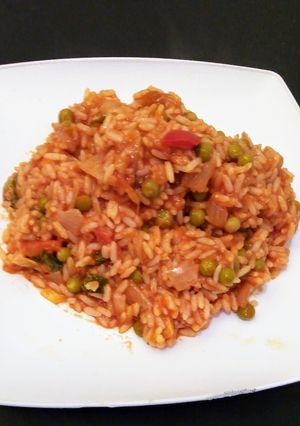 Una foto de Risotto fácil con pasta de tomate