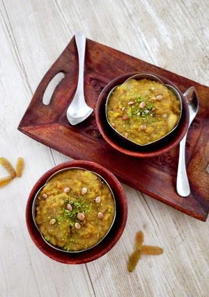 A picture of Khoya & suji halwa with vanilla flavour.