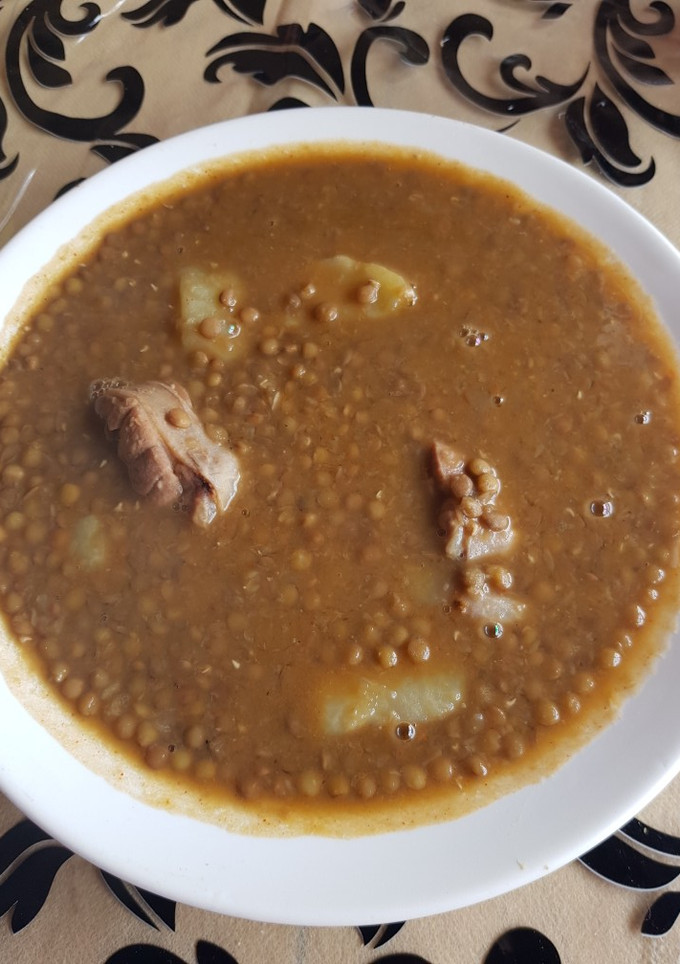 Una foto de Lentejas guisadas con cordero