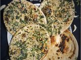 ઇન્સ્ટન્ટ ગાર્લીક ઘઉં ની નાન (Instant Garlic Wheat Naan Recipe In Gujarati)