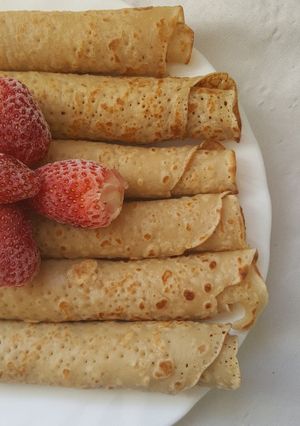 A picture of Vanilla French Crepes.