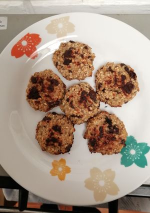 Una foto de Galletas avena plátano y chocolate