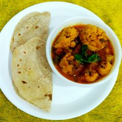 A picture of Gobhi Curry.