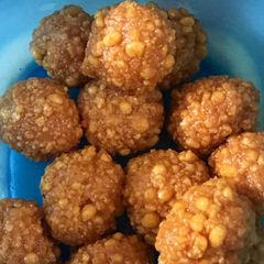 A picture of Motichoor Ladoo.