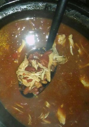 A picture of Crock pot chicken taco soup.