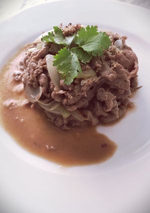 Hình của món Bò xào hành.