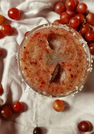 द्राक्षासव (ग्रेप्स ज्यूस) (grapes juice recipe in marathi) रेसिपी चे मुख्य फोटो 