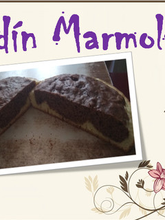 Una foto de Budín Marmolado para celíacos