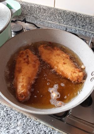 Una foto de Filetes de Pescado Frito (Merluza) en Batido Orly