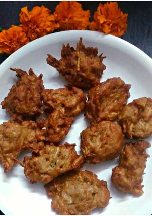 A picture of Falhari Lauki Kuttu Pakora.