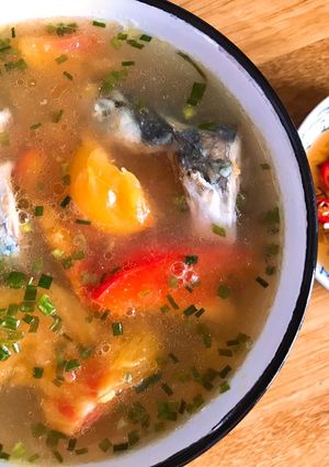 Hình của món Canh Đầu Cá Mackerel Nấu Cà Chua & Ớt Chuông.