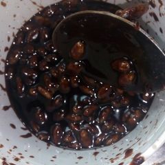 A picture of Biscuit Chocolate ganache.