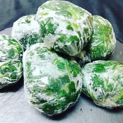 A picture of Frozen Spinach Balls.
