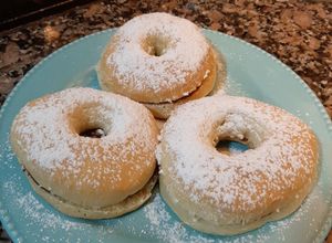 Una foto de Donas al horno rellenas