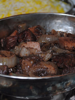 A picture of Persian beef stew with sumac.