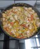 Wok de arroz integral con pollo y verduras