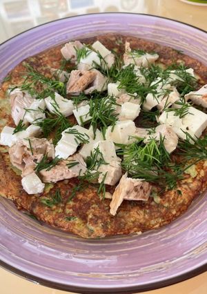 Фото Кабачковий млинець з куркою та фетою.