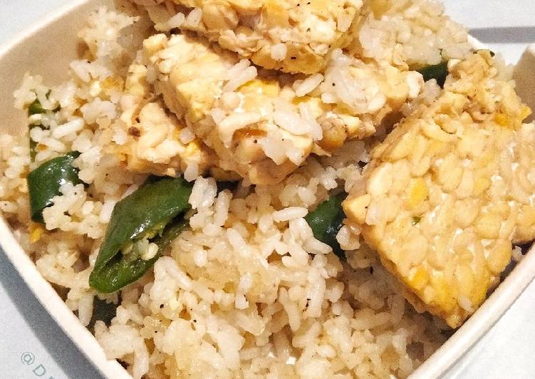 75). Nasi Goreng Saat Sakit Demam (ala anak kos)πͺ