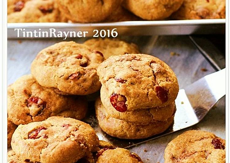 Kiat-kiat mengolah Chocochips Cranberry CHEWY Cookies (Thick+Soft) cepat dan mudah enak