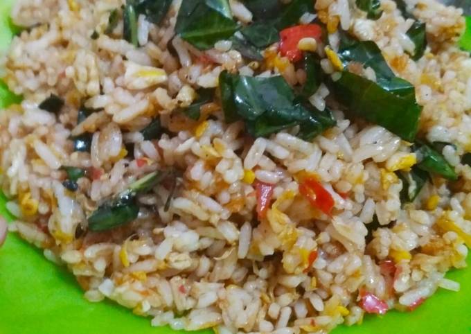 Anti Ribet, Memasak Nasgor Daun Mengkudu Enak Dan Mudah