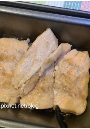 【簡易便當菜】小烤箱料理-香料烤鮭魚 的食譜成品照片
