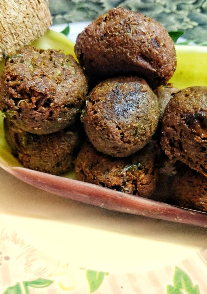 செட்டிநாடு வாழைப்பூ கோலா உருண்டை செய்முறை முக்கிய புகைப்படம்