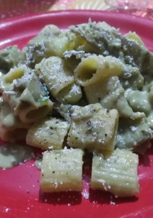 Foto di Mezze maniche con crema di carciofi, guanciale e patate