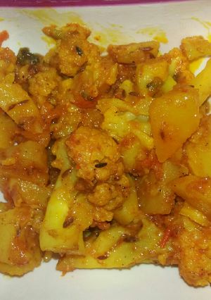 A picture of Aloo gobhi veg.