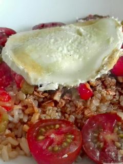 Una foto de Ensalada templada de quinoa y pimientos asados