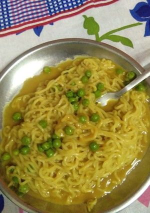 मैगी (maggi recipe in Hindi) रेसिपी मुख्य फोटो