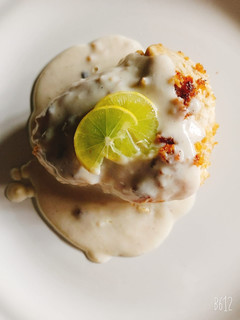Una foto de Pechuga de pollo con salsa bechamel