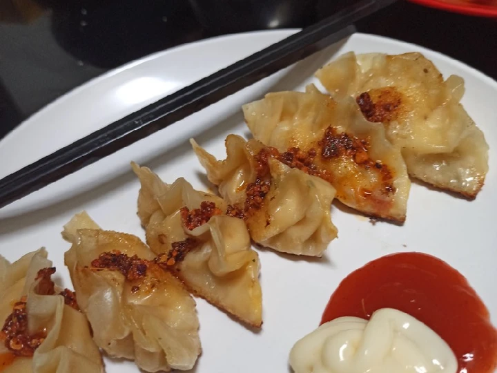 Langkah Gampang Menyiapkan Resep Gyoza ayam minimalis yang Bisa Manjain Lidah Anti Ribet, Lezat